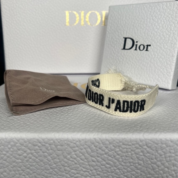 Woven J’Adore Friendship Bracelet - Picture 1 of 2